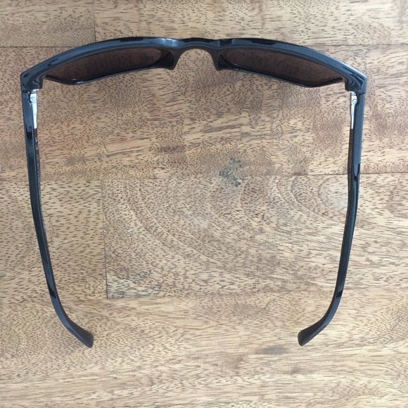 New Maui Jim sunglasses - Wild Coast - Polarized - Picture 7 of 7